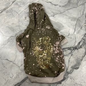 Monkey Daze Khaki/Green sweater hoodie with Gold Skull Foil Design size M